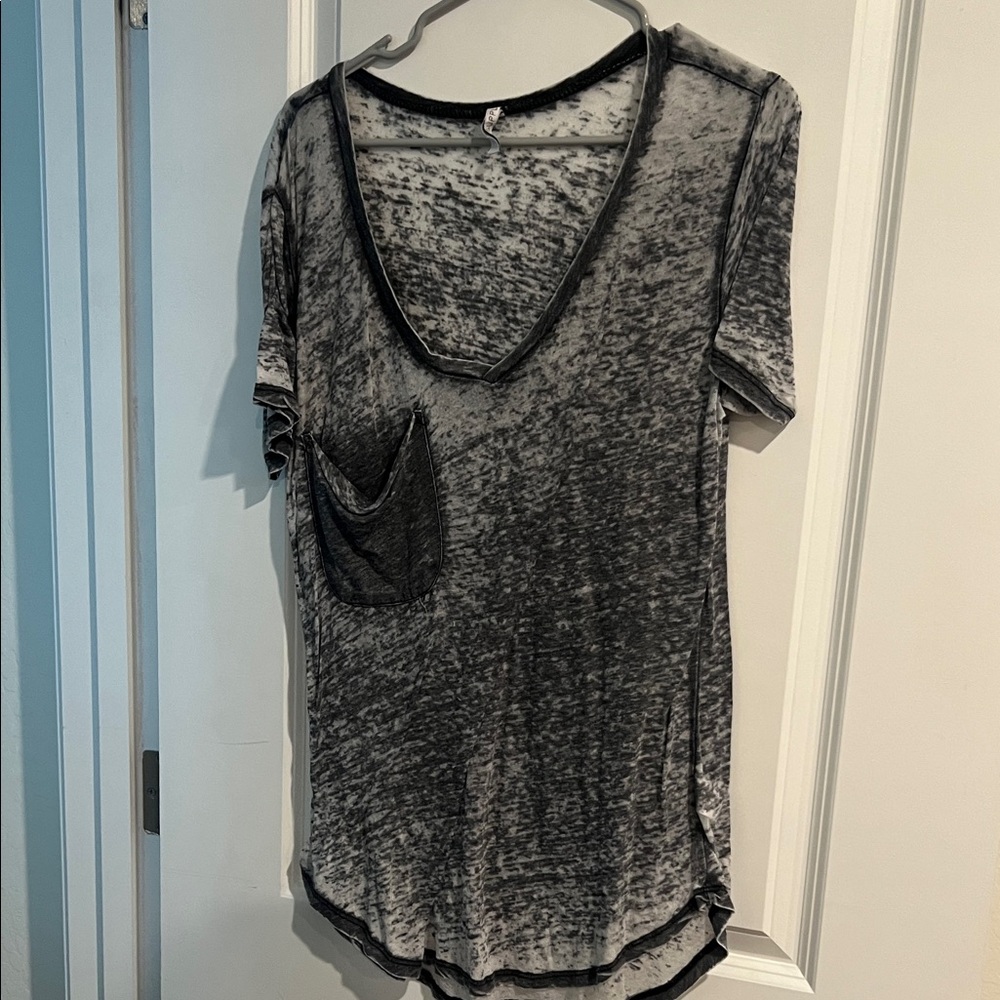 Z Supply Black and Gray Short Sleeve Tee